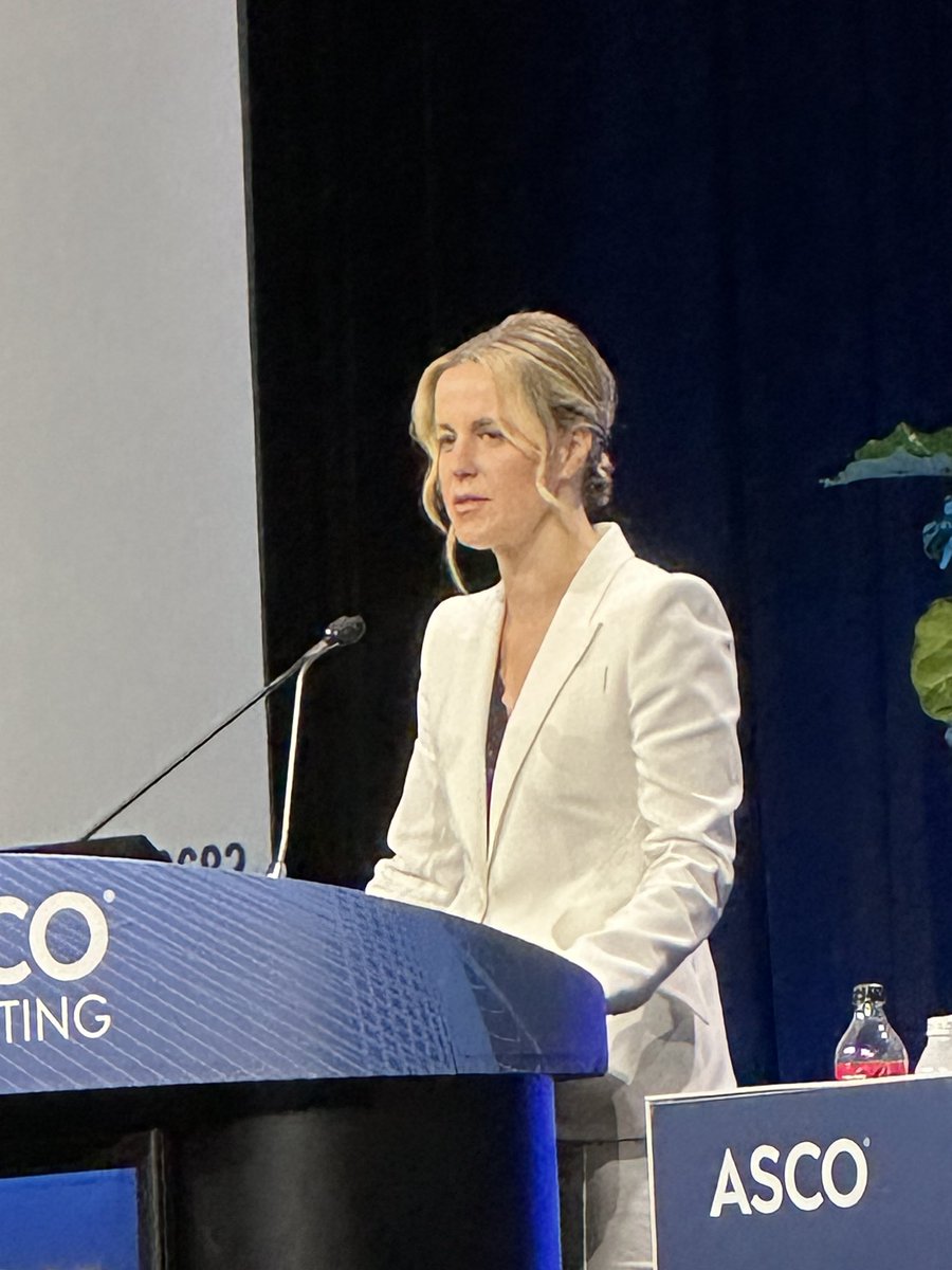 Myshastry's tweet photo. Dr. Erika Hamilton presenting data from adjuvant monarchE trial @ ASCO 2023
⁦@ErikaHamilton9⁩; @SarahCannonDocs https://t.co/vA9dYIL8zx