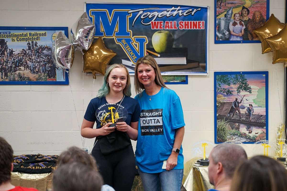 AIU_SpecEdDiv's tweet image. Congratulations to the amazing vocational students at Mon Valley who earned Golden Hammer Awards earlier this week! We&apos;re so proud of you!