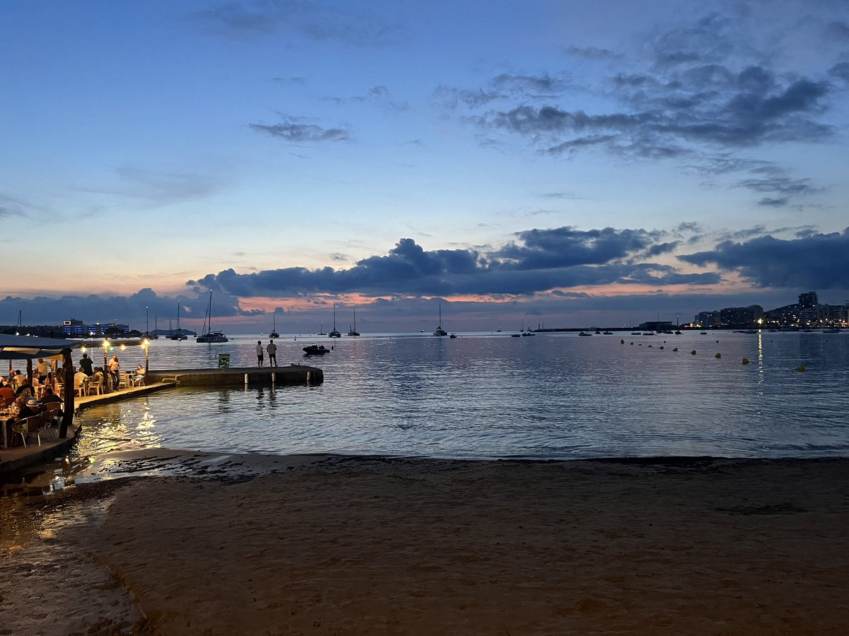 weestu75's tweet image. Never think twice,go the holiday,book the trip #lifesforliving😎❤️