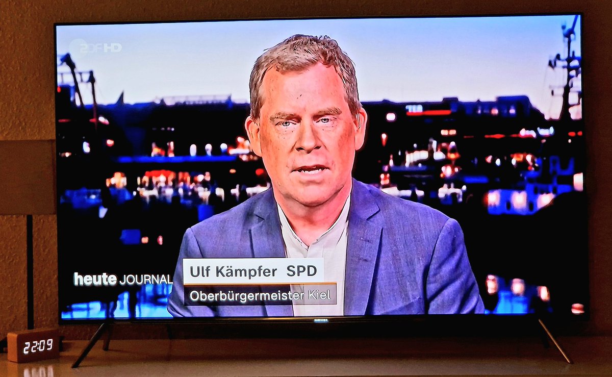 Unser Kieler OB Ulf Kämpfer spricht im <a href="/heutejournal/">ZDF heute journal</a> über die #Wärmewende.