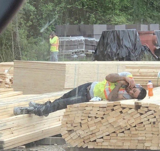 Noah ✵ tweet media