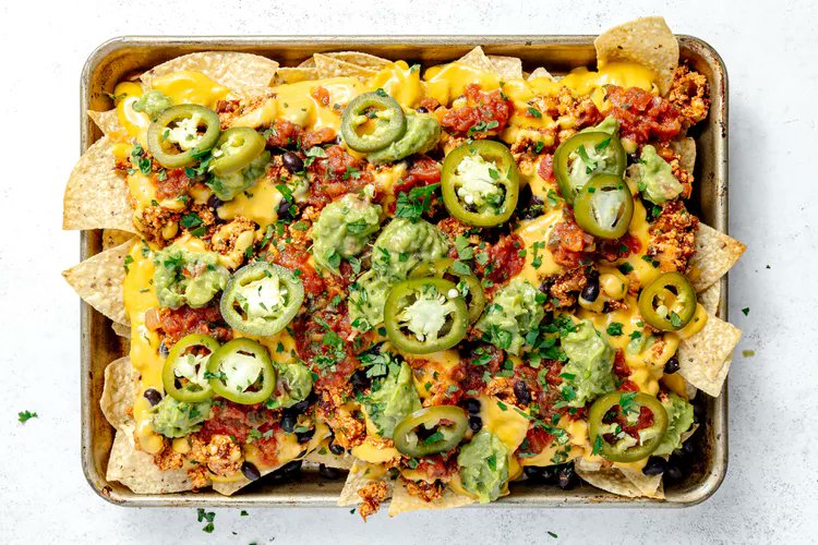 Don't miss out on making these delicious vegan nachos for dinner! #yum #aspiringchef  cpix.me/a/170800421
