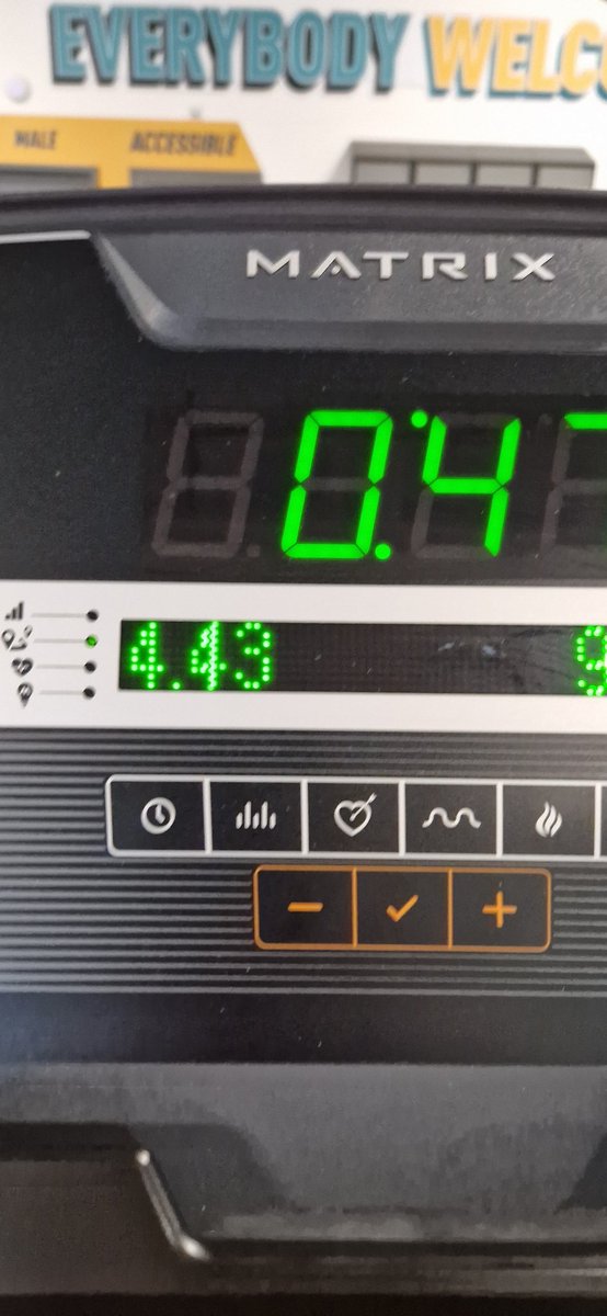DaddyBoon92's tweet photo. Day 2 of #BoonVsGym touché Gym, touché! https://t.co/7GuJMdGOqV