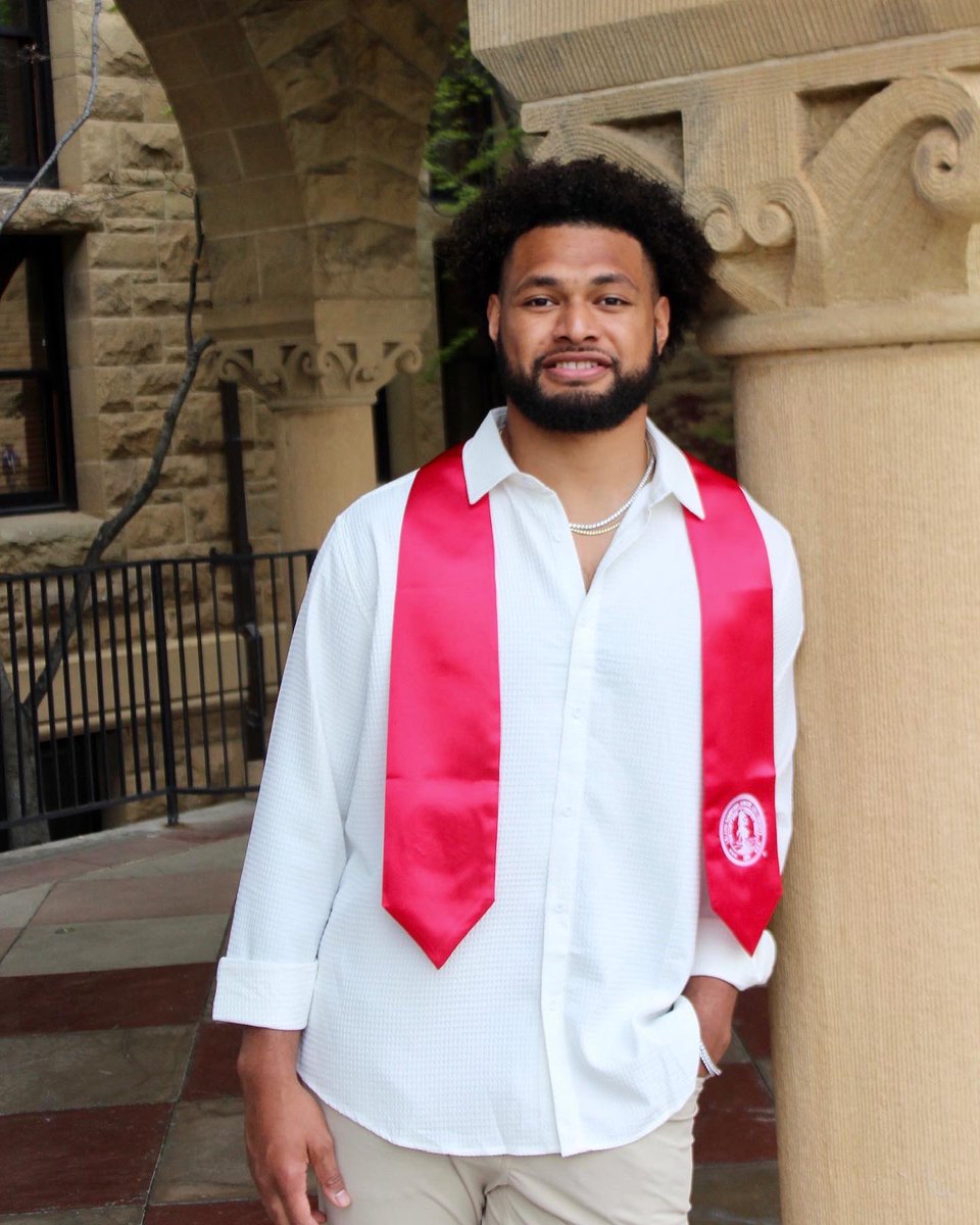 Malo Stanford 🤓🌲👨🏽‍🎓🇫🇯🇹🇴