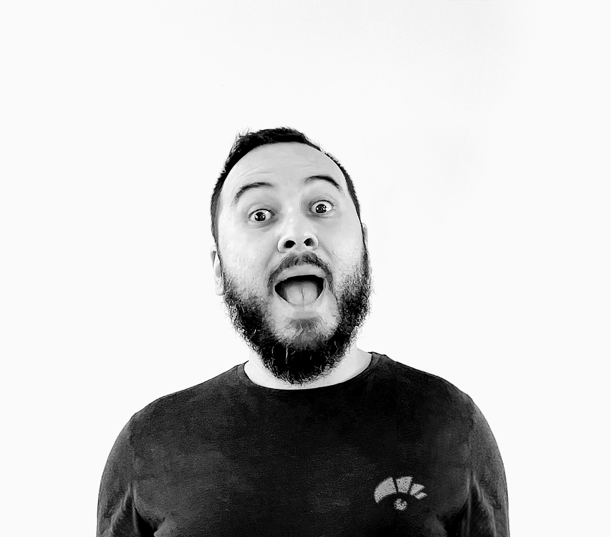 MonfaCabrera's tweet photo. It's been a very intense few weeks (...months), focused on working on something new for Visme🤫, I have been so focused that I completely forgot that I have been working with Payman Taei for 5 years creating great things at @VismeApp !! 🎉 https://t.co/fzBTWicFjP