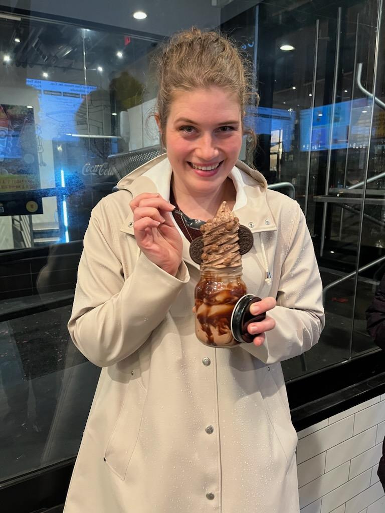 kay_tee_eye's tweet photo. @FelixJBerrios Kaytie, she/her, and I am an ace molecular/microbiologist studying both bacterial vaginosis and periodontal disease! I run, ski, and do tris. Random fact: I have a Guinness World Record. https://t.co/uC3lmrDXZJ