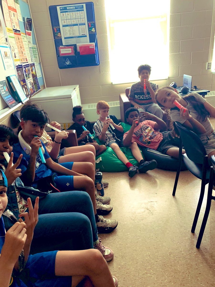 Mrs. Petrozza tweet media