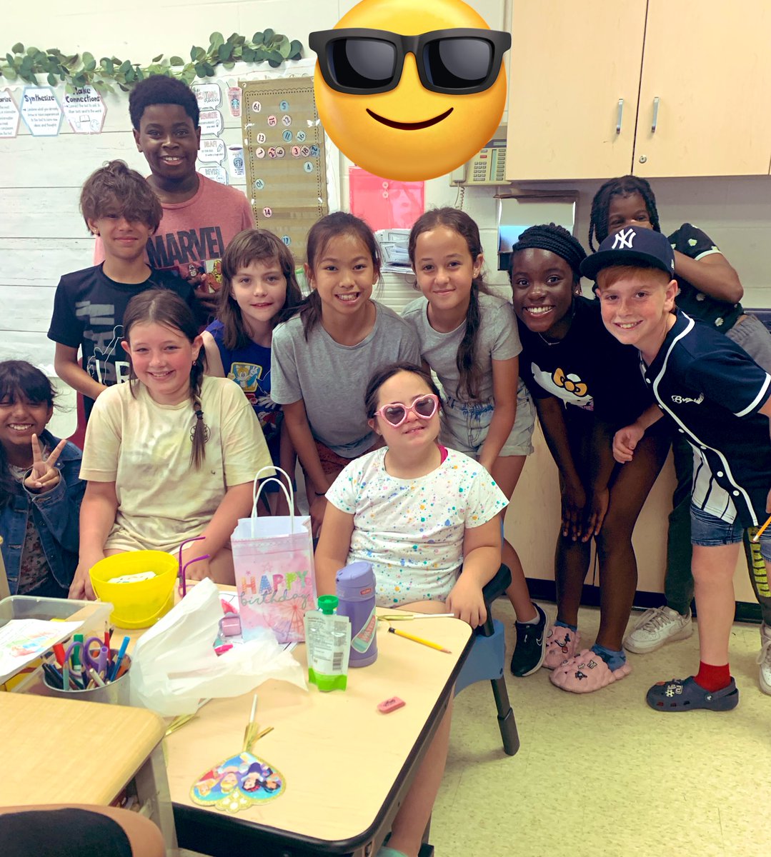 Mrs. Petrozza tweet media