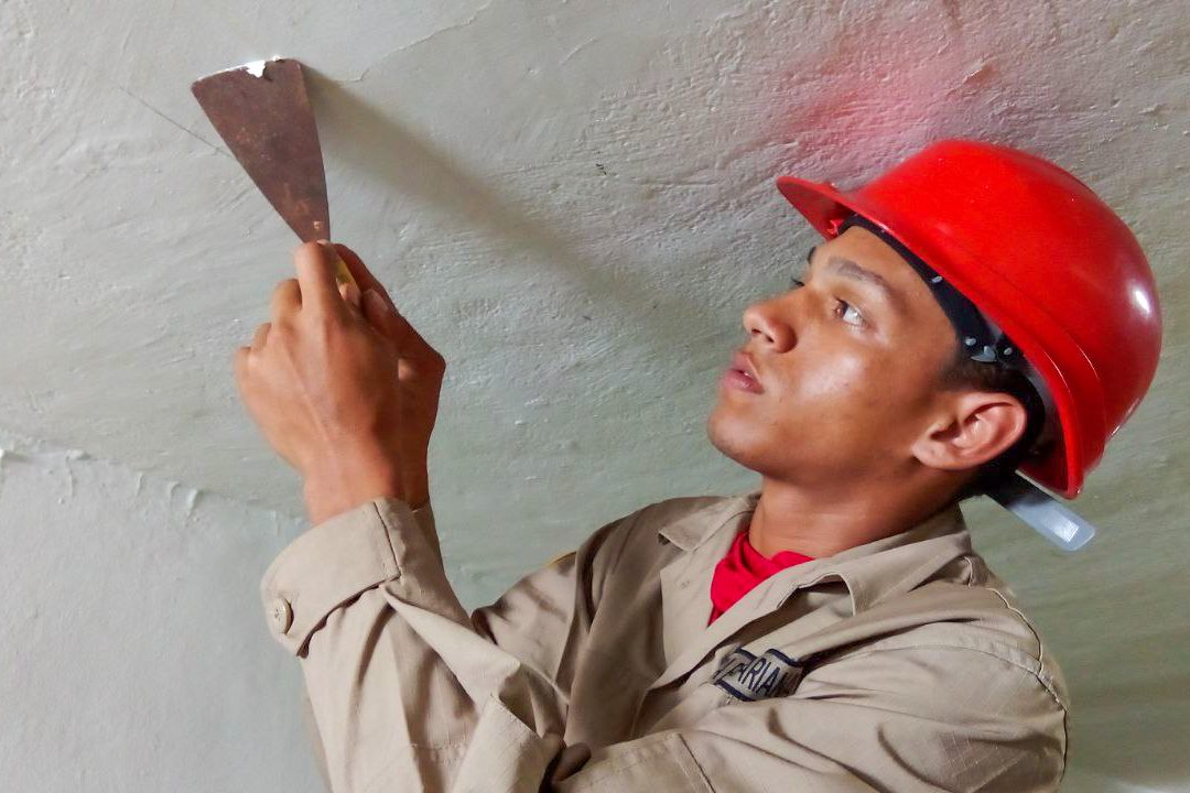 ¡Bricomiles, esfuerzo y acción!

Desde la U.E.N. Zoé Xiques Silva, en San Juan, reafirmamos nuestro compromiso para seguir rehabilitando nuestras escuelas.

Esta es una política que se ejecuta en todo el territorio nacional.

#VenezuelaSinSanciones
#NicolasMaduro
<a href="/_LaAvanzadora/">Yelitze Santaella</a>