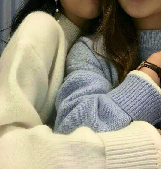 chromaglare's tweet photo. ㅤㅤ
'⃝
                            𝐵𝐼𝐿𝐿𝐼𝐸 𝐷𝐴𝑌  🎉🎂
                            𝘴𝘩𝘦 𝘪𝘴 𝘵𝘩𝘦 𝒔𝒉𝒊𝒎𝒎𝒆𝒓
                            𝘰𝘯 𝘵𝘩𝘦 𝘸𝘢𝘵𝘦𝘳 𝘪𝘯 𝘢
                            𝘳𝘪𝘷𝘦𝘳 𝘰𝘧 𝗺𝗼𝗼𝗻𝗹𝗶𝗴𝗵𝘁.
ㅤ https://t.co/DwOopeCZub