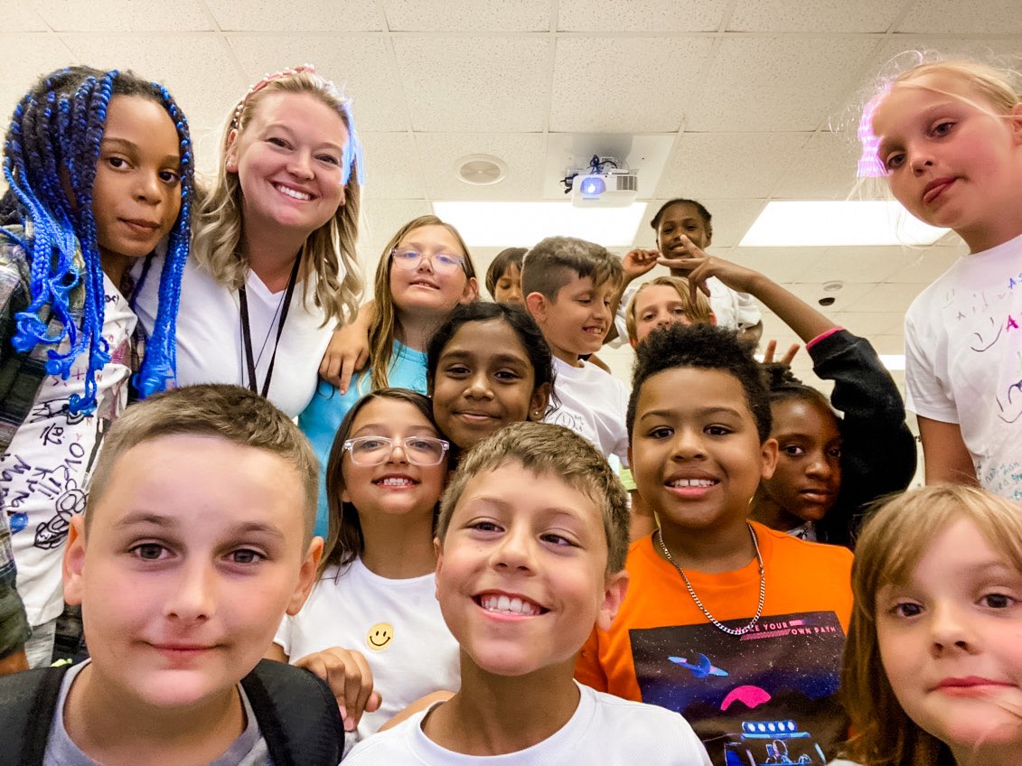 ashlea_hardock's tweet photo. Officially 4th graders! So proud of these kiddos🥹 @freedomvolusia https://t.co/Iaat5G1b70