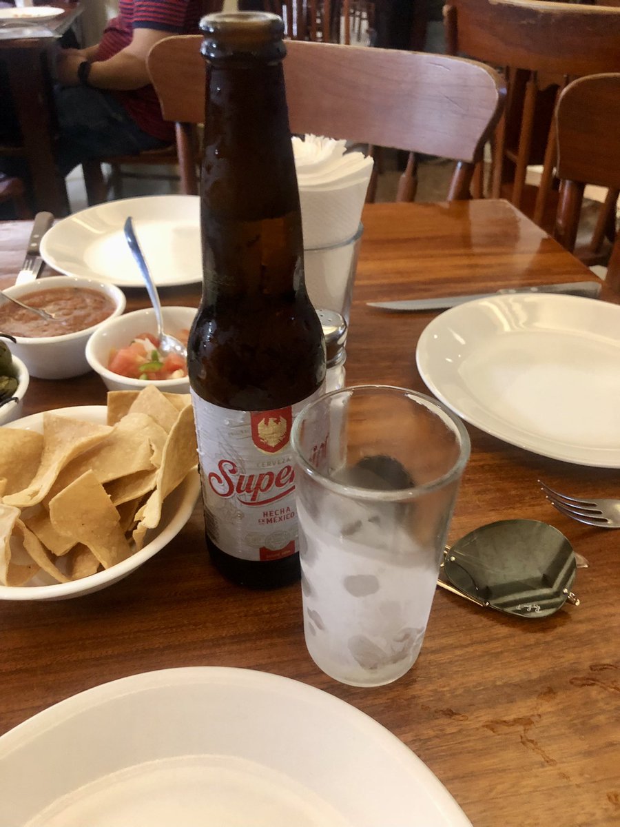 javierpo79's tweet photo. Que nunca se pierda esta bonita tradición de que cada vez que vengo a mi Mty querido venga al #indioazteca https://t.co/wqREyb7iIT