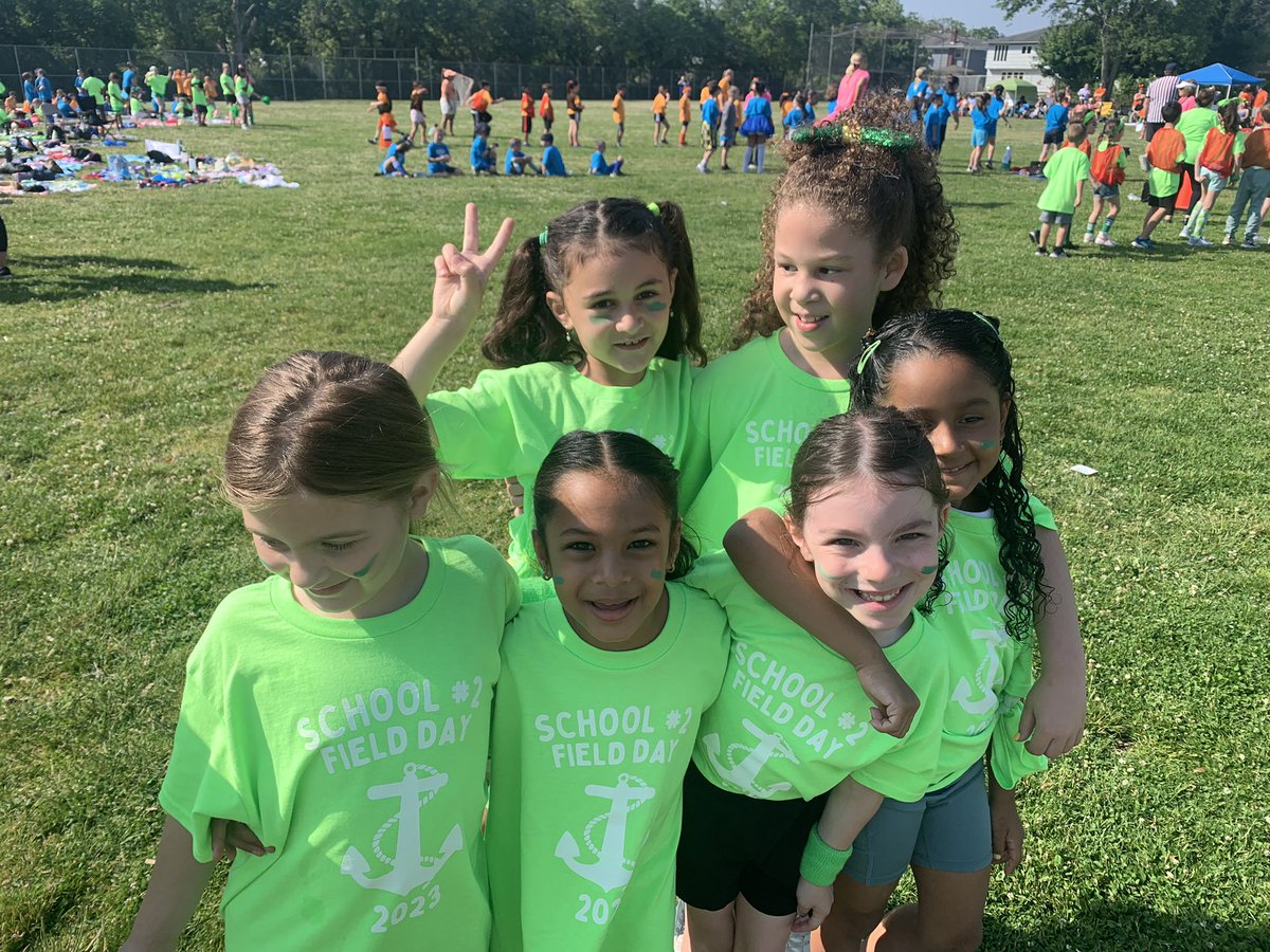rschiller_2's tweet photo. Field Day 2023.@OceansideSch2 https://t.co/GAR569aNbc