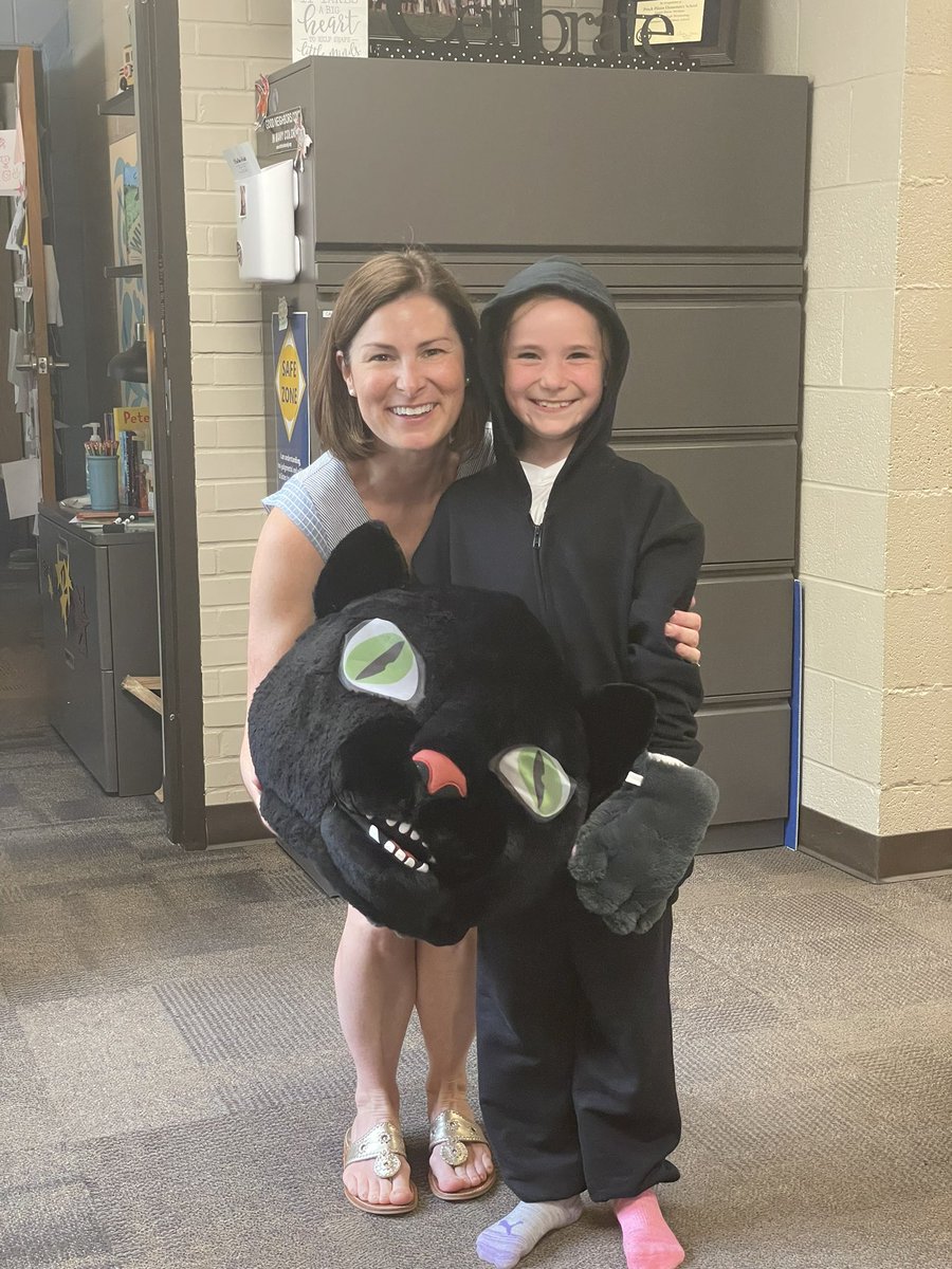 Kate Drake tweet media