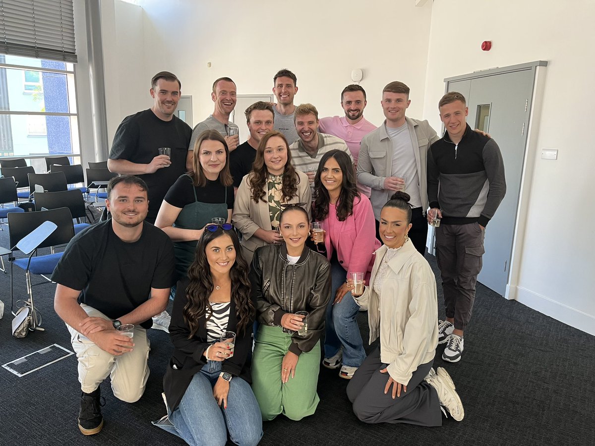 pedagogypaul's tweet photo. The finale!  

A farewell today for #UoEPGDEPE 2022/2023 🥲

A great day with a great group of teachers. Thanks @MrBellPE for all your wisdom: I loved it when you shared the need for work-life balance. 💪 https://t.co/5aHrrI8p3Z