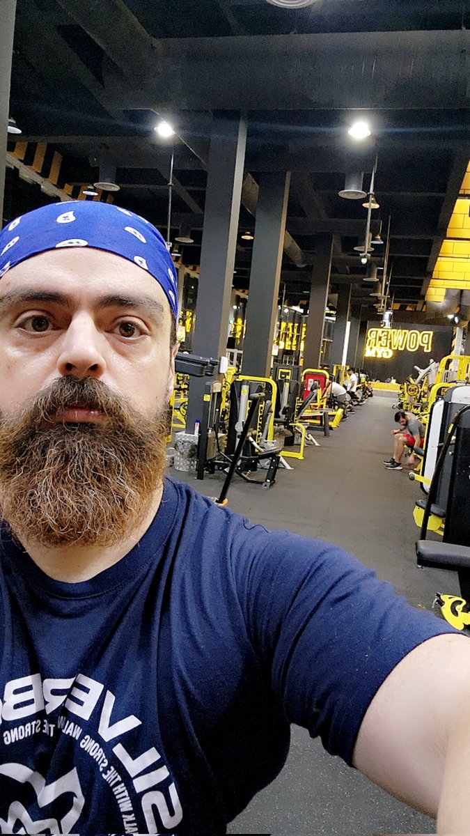 khaled_ouanes's tweet photo. Training session done! 💪🏻
Low bar squat 3×5 @ 145Kg
Trap bar deadlift 3×4 @ 155Kg
Some accessories (KB swings, Leg extensions/curls, Lat pulldowns, Face pulls, Chest flyes, Suitcase carries, Incline Bench Biceps curls, lateral raises...)
#Powerbuilding #JuggernautAI #powerlifting https://t.co/0EhFnY1ism