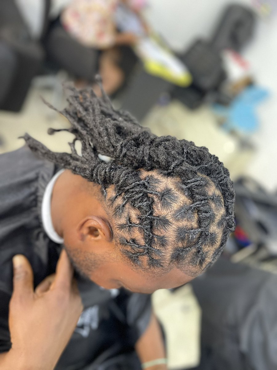 IG : @samlee_barbershopandlocks