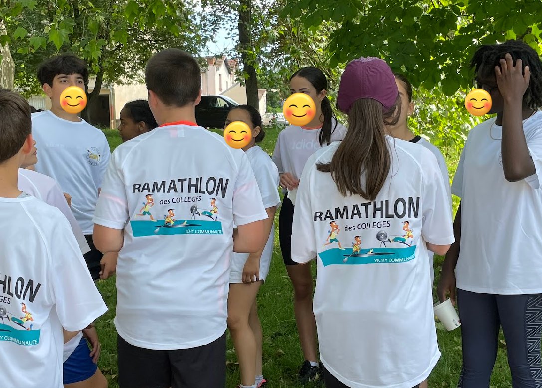 FerryVichy's tweet photo. 🚣‍♀️ 01/06 : 29 élèves ont participé à la finale du #Ramathlon ! 
Les élèves ont ramé sur ergomètre en relais, couru sur 800m et ramé sur l’eau par bateau de 8 ! Merci aux organisateurs et professeurs d’eps ! #aviron @acclermont @DSDEN_03 @BenmiloudKarim @EpsClermont @VilleDeVichy https://t.co/TR9JXneWzW