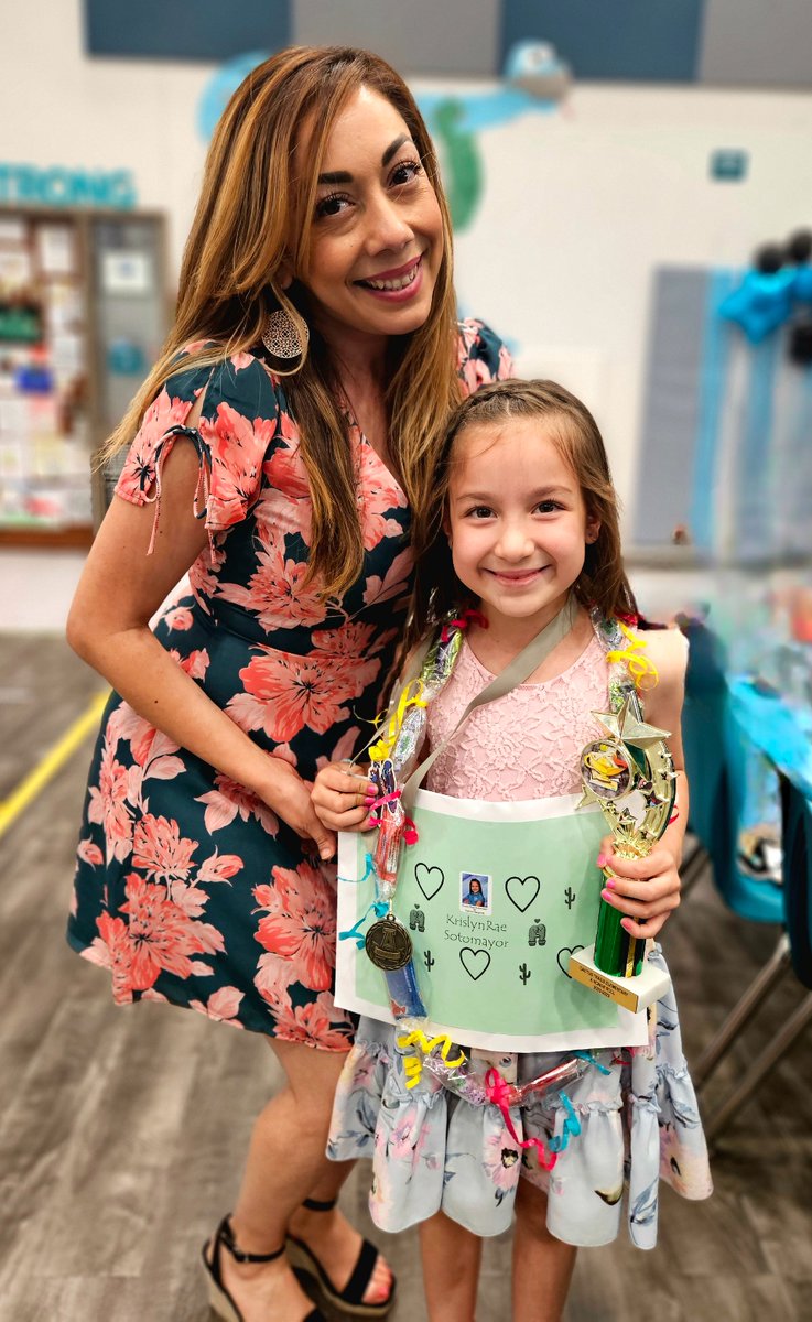 KM_Sotomayor's tweet photo. The girls had such a great year. Can't thank their teachers enough for guiding them and getting them ready for the next year 
@lduenas_CTE
 and Ms. Tadros you all are amazing!!! 1st grade and 3rd grade ready🤩
#ctestickstogether https://t.co/lU06uQgPTy