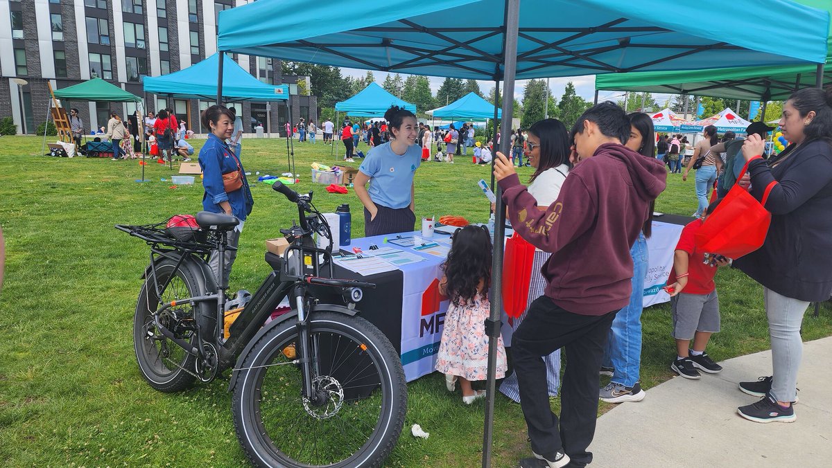 Our E-cargo bikes clocked 20 test rides in four hours at Gateway Discovery Park Familia Fest last Saturday! We offer EV &amp; e-bike education with our partners <a href="/mfspdx/">MFS</a> on their Electrified Ways to Work program. 

Read more!
👉ow.ly/RgqK50OEEph

#ebikes #micromobility #electric