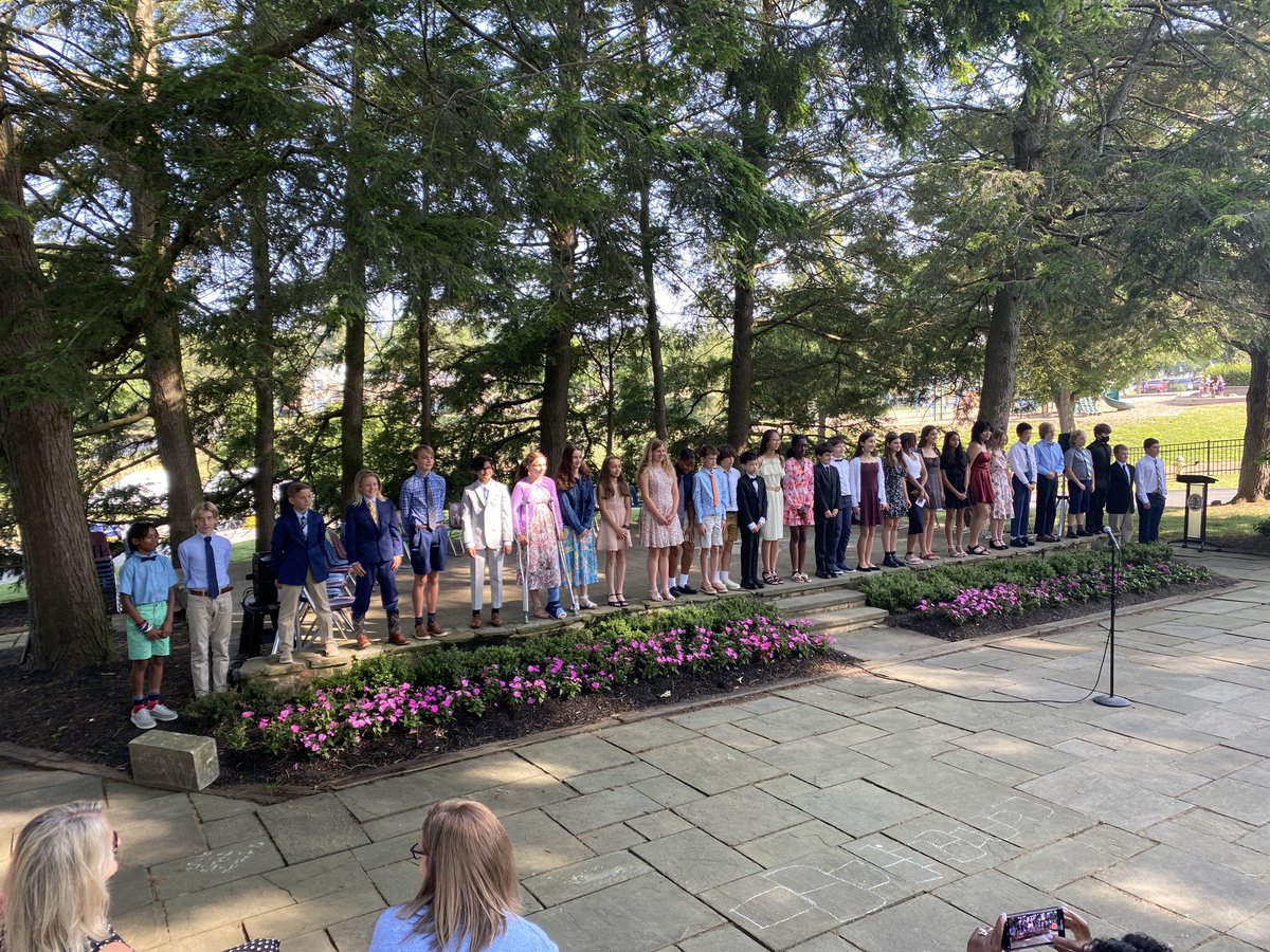 6th grade Poetry Coffee House in the Quad. So great to see kids at the 🎤. 🌲 ⁦<a href="/SanfordWarrior/">Sanford School</a>⁩
