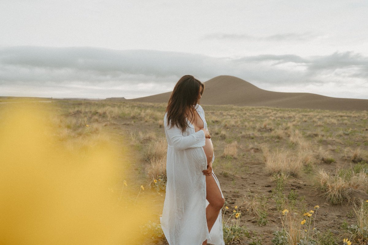 Happiness is carrying a whole world inside of you💛