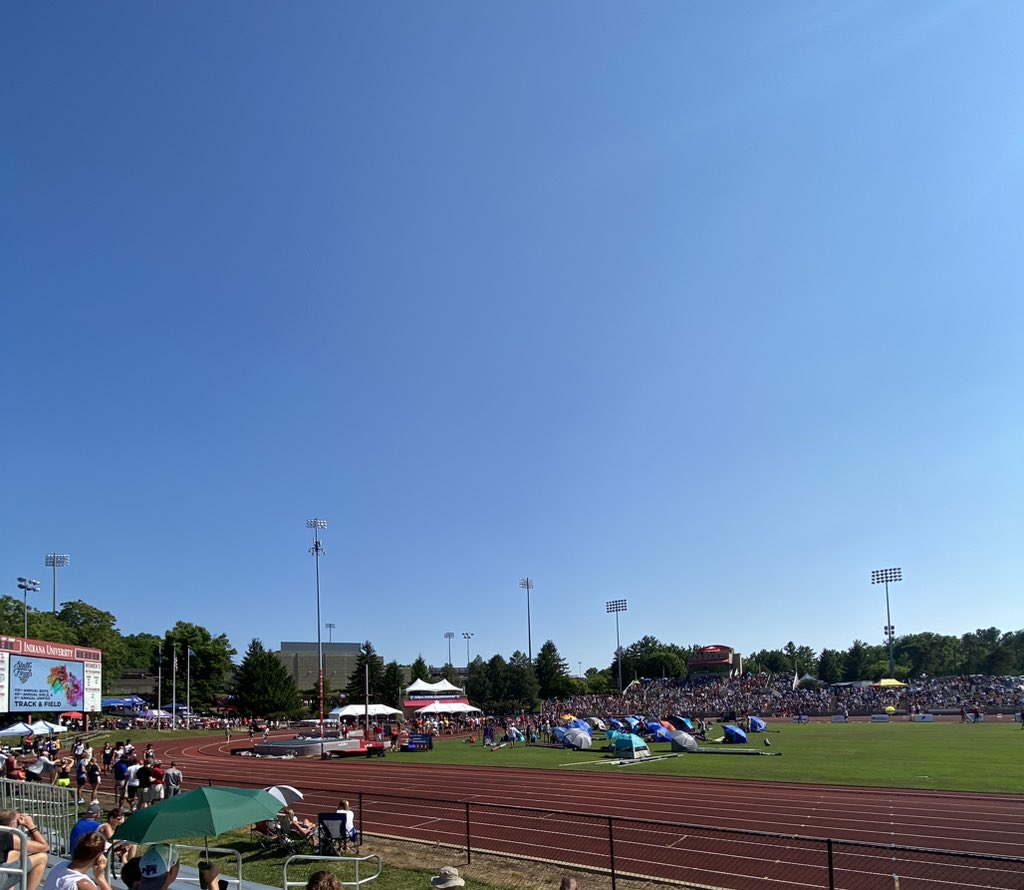 Broncho Track & Field tweet media