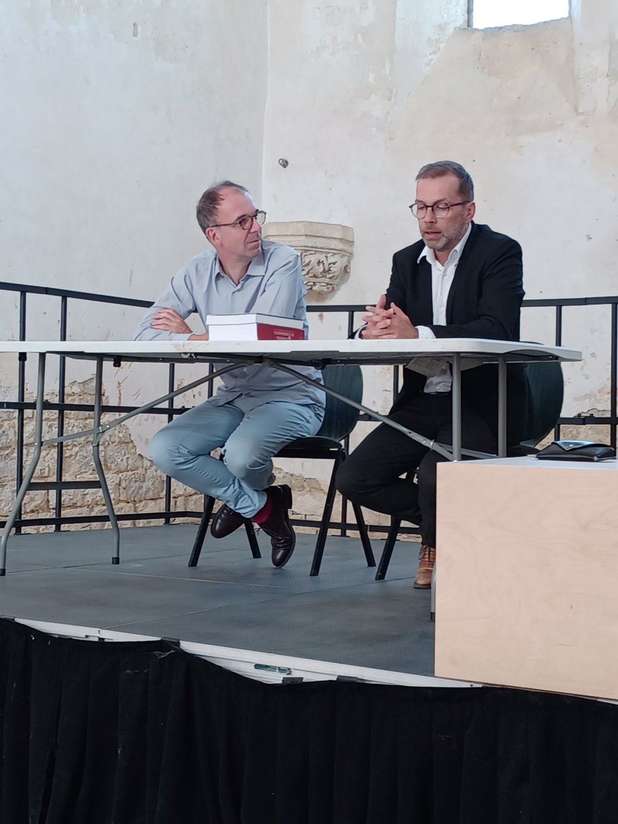 NicolasDohrmann's tweet photo. Belle présentation des actes du colloque D'Orient en Occident. Les Templiers des origines a la fin du XIIe siècle dans la  chapelle de la commanderie d'Avalleur @AubeDepartement @archivesaube Merci à Philippe Josserand et Arnaud Baudin ! https://t.co/Kr8eHanKao