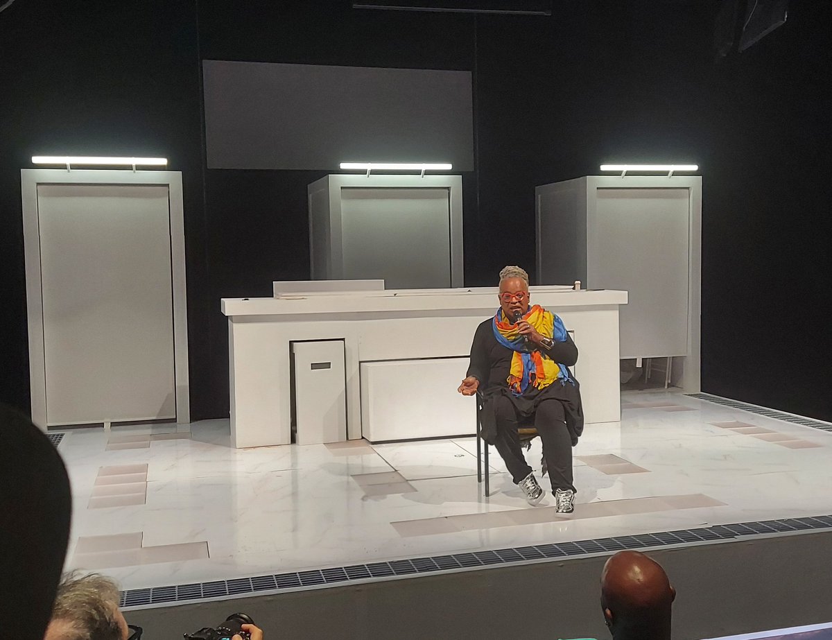 RayceenHRH's tweet photo. What a great way to kick off #pride, thank you to the @Mosaic_Theater for inviting me to have a discussion after the play #OneInTwo.
#theater #talk #PrideSeason 
https://t.co/6j73F77HAO https://t.co/BjmjuDvUuW