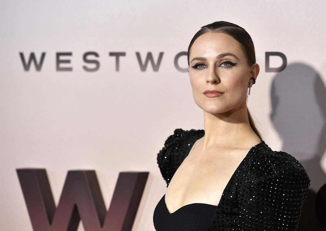 Evan Rachel Wood’s Ex Says She Inflicted ‘Psychological Harm’ On Their 7-Year-Old Son During Custody Dispute dlvr.it/Sq3jnR