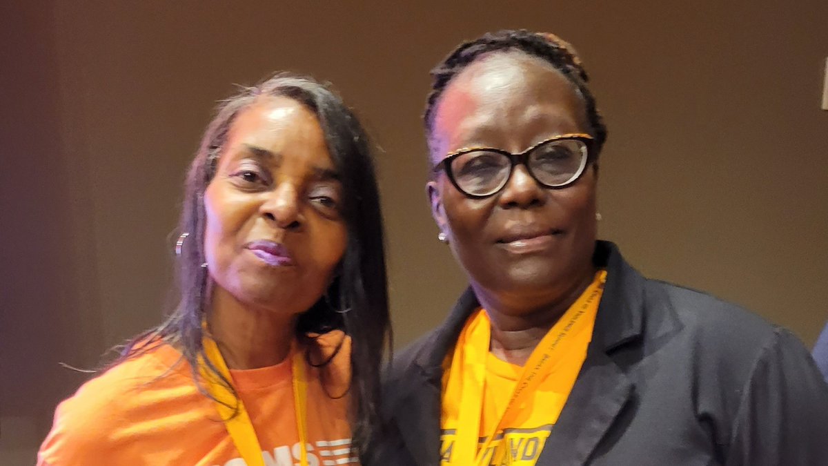 elaine_arn's tweet photo. Proud to #WearOrange and stand with these champions of gun violence prevention at the @JHU_GVP Break the Cycle of Violence Summit today from @KevinLCooperFo2 @NetworkSurvivor @roarumb @gunviolenceprev @ThisIsOurLane &amp; Mothers on the Move in Baltimore Maryland 💛 
@MomsDemand https://t.co/KUkD3J8Ayr