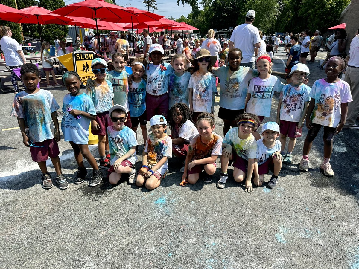 ASCAfirstgrade's tweet photo. Color run fun before and after! @ASCA_Albany https://t.co/71T60k78tb
