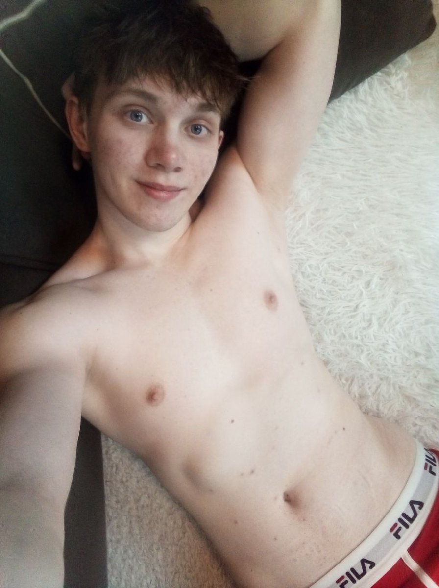 DavidGunS12's tweet photo. Strong and sexy here! 😝📷📷#online #cute #camboy #sexy #twink
@Flirt4FreeGuys
@gavinperry60
@F4Fmodels
@logan98elite
@fittipaldi234x1
@OnlyTwinksPROMO
https://t.co/x1ndosNz4G https://t.co/B6byg49kF0