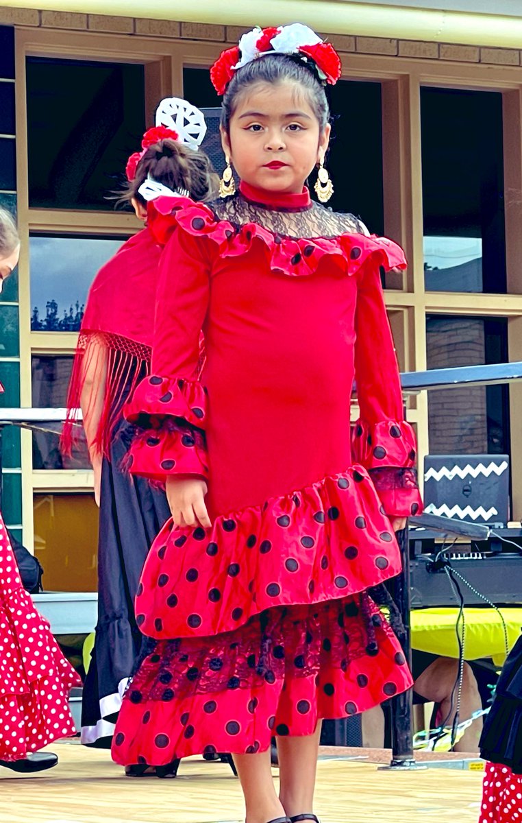 genevie79cr's tweet image. Thank you for joining us as our leaders celebrated the diverse cultures of countries from around the world during our 18th Annual Parade of Nations! @LasPalmasEISD #LPEPawsUp #LPLS4Girls @EISDofSA
