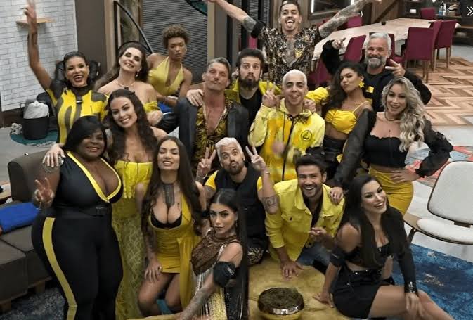 centralreality's tweet photo. O ano era 2020 e tivemos as melhores temporadas de reality shows https://t.co/zWIl8K3G88
