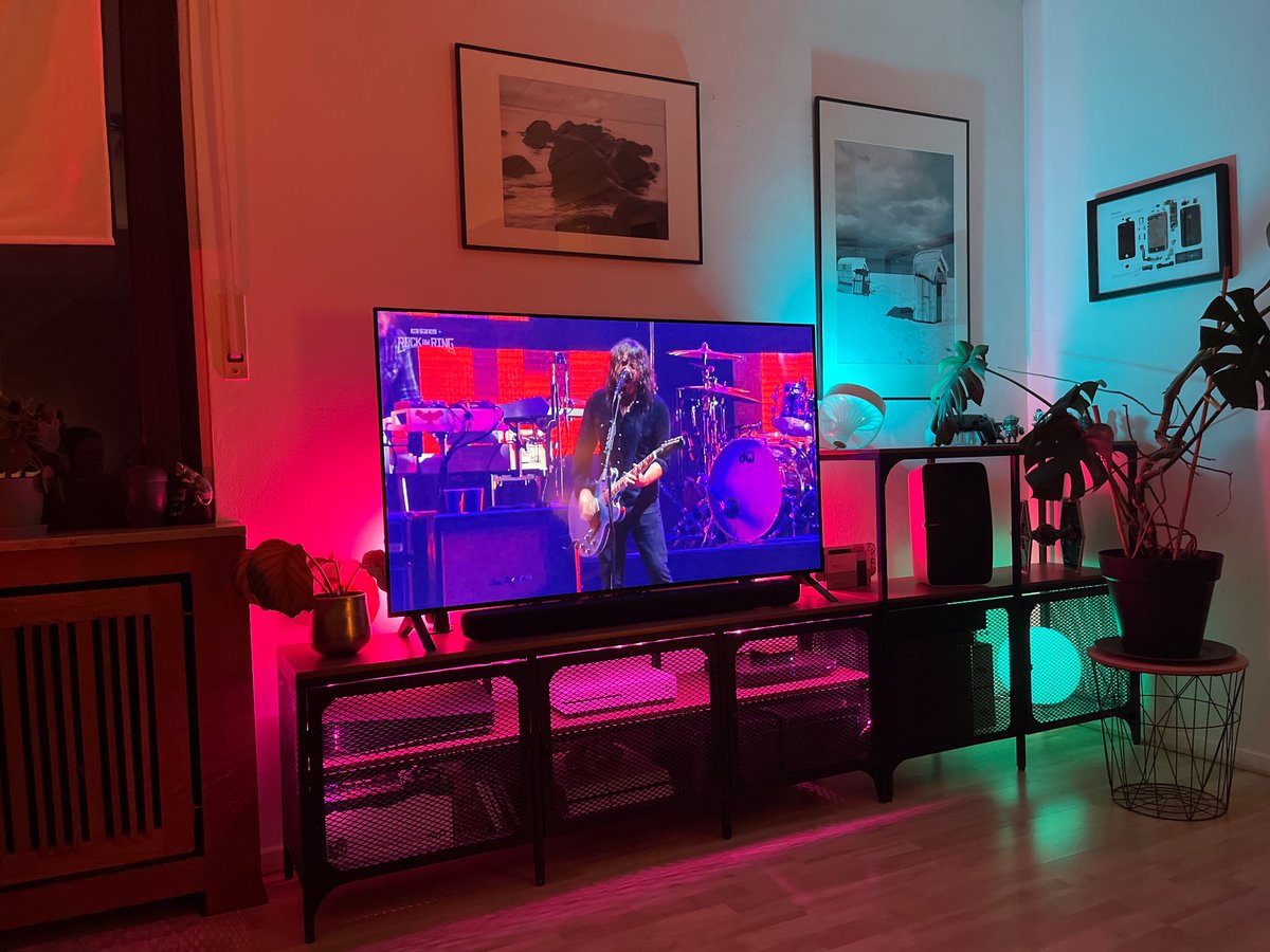 Domesticatehim's tweet photo. Von hier ist #RockamRing ziemlich bequem. Die #FooFighters sind einfach das Nonplusultra, was Stimmung angeht 🤘😊 https://t.co/iJyID2ZnS0