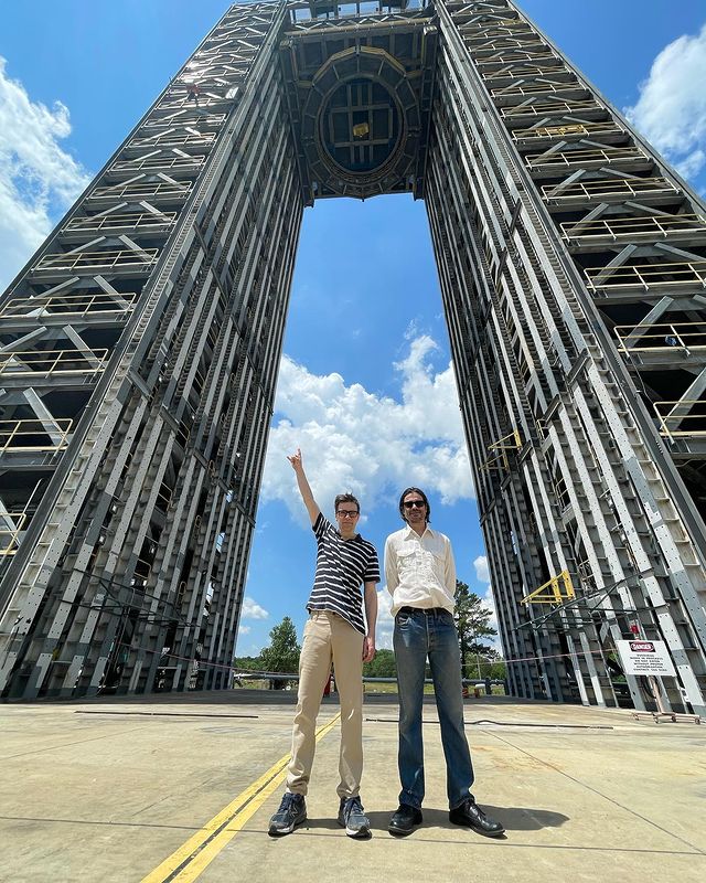 Welcome to Huntsville, <a href="/Weezer/">weezer</a> 🚀