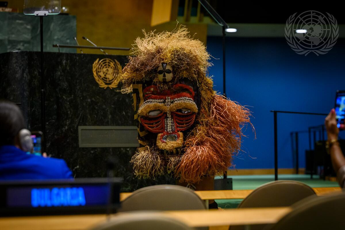 UN_Photo's tweet image. Members of the #BatotoYetu dance company performs during the opening of the Second Session of the Permanent Forum on People of African Descent.
#PFPAD

UN Photo/Loey Felipe