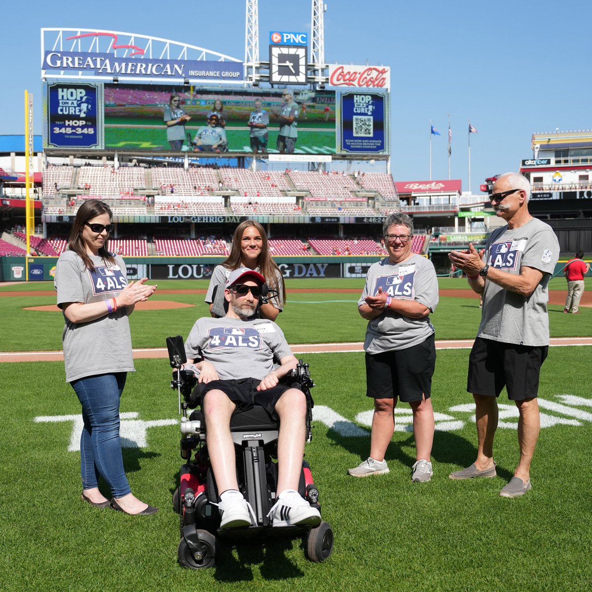 It's always a pleasure to have ALS research advocate and die-hard Reds fan Adam Wilson in the building❗ #LouGehrigDay ╳ @HopOnACure