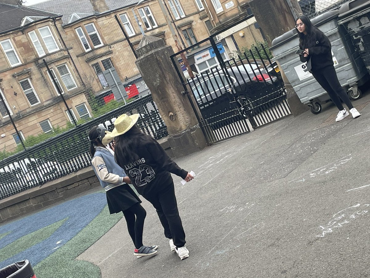 P56pollokshield's tweet photo. Out and about - filming 🎥 editing and preparing their video masterpieces! #winners looking forward to a visit from #hassannazer https://t.co/sn3vj2iTCr