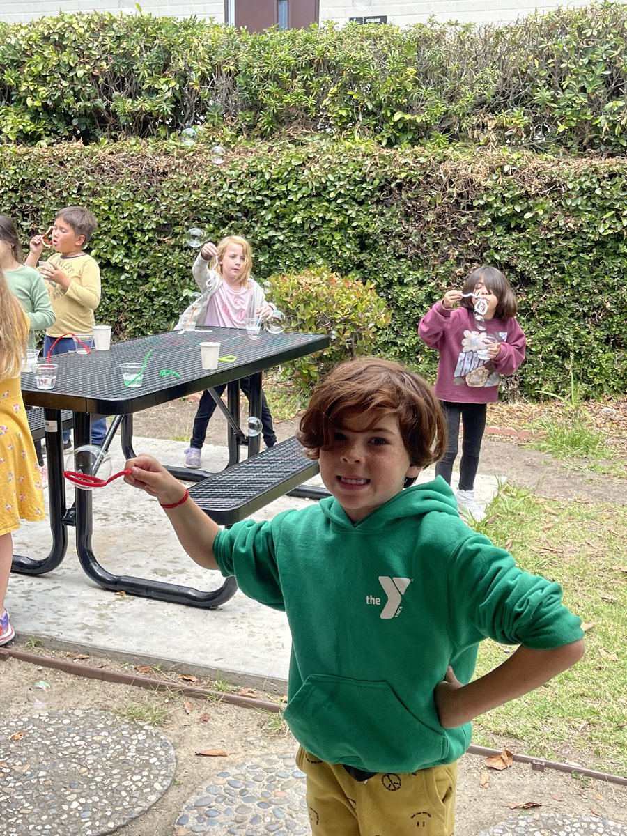 LbPrincipal's tweet photo. BUBBLE TIME IN 1st grade 🫧🫧 #funfriday #1stgrade https://t.co/bJVn8pNUUu