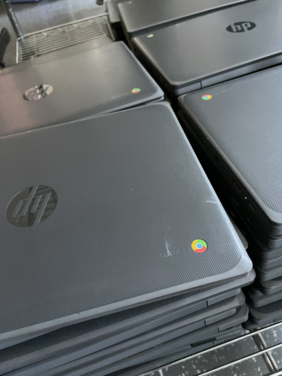 MsMarcumBGISD's tweet image. Over 60 devices repaired &amp;amp; back in working order today! 🔧 #TechCrossFit