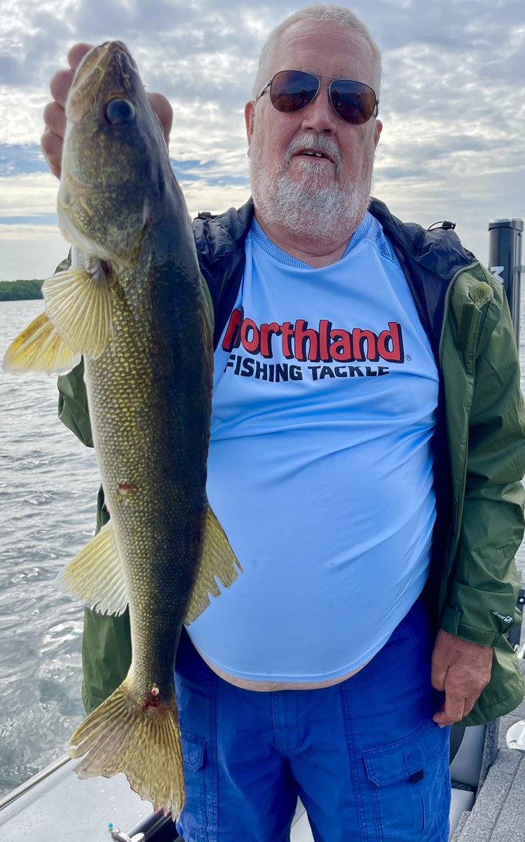 brobull's tweet photo. #fishing #Fridays &amp; #Fun  #BrosGuideService #OnlyinMn , B🎣🎣 https://t.co/unK7HukVWq