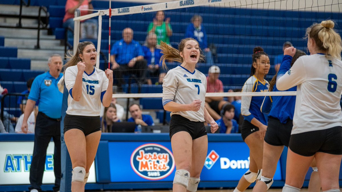 Missing these game day celebrations 🤙

#ShakasUp | #GoIslanders 🏐