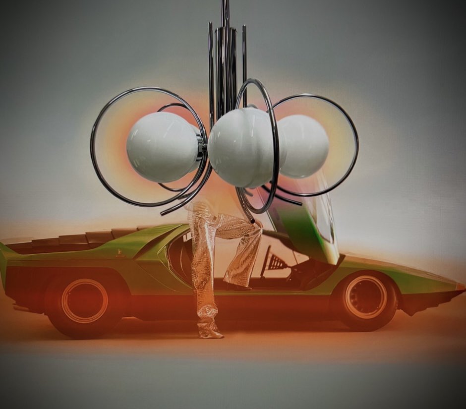 «Farenheit: La velocidad incandescente del Arte Contemporaneo»

Técnica mixta
100cm x 90cm
2023