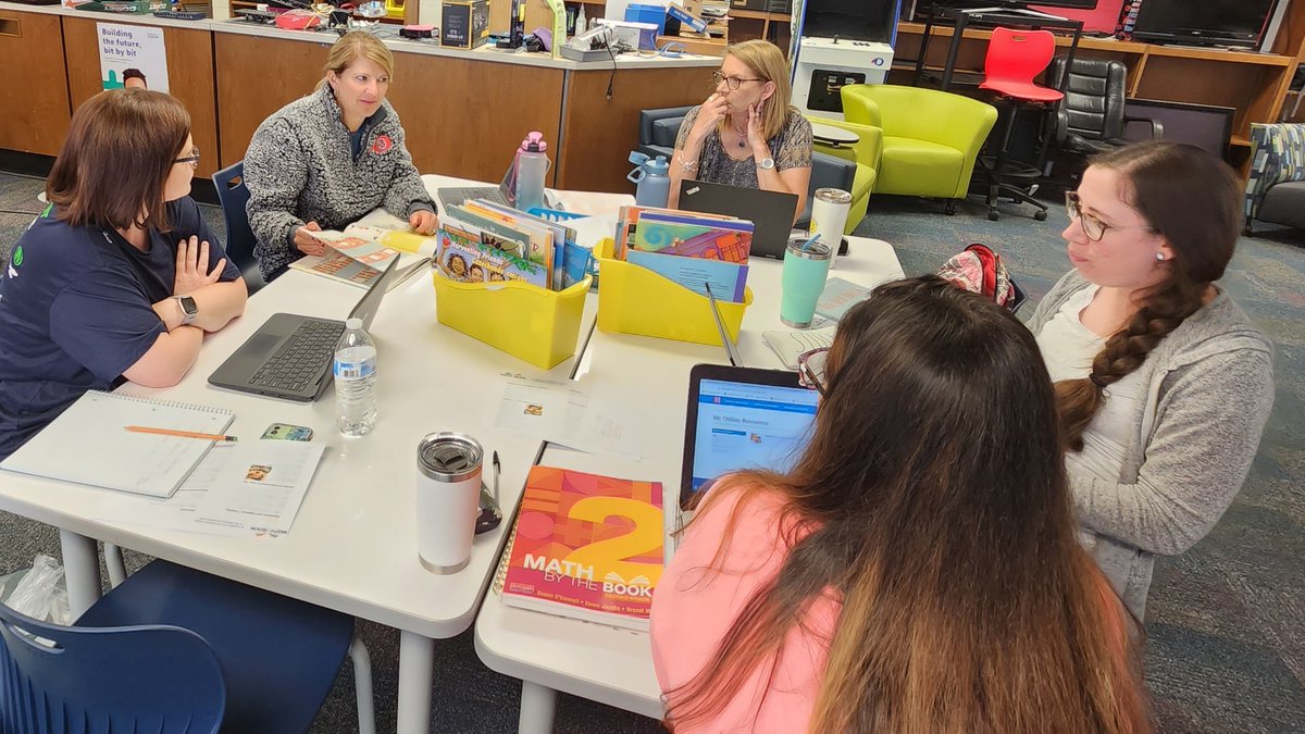 Jeanne Moylan tweet media