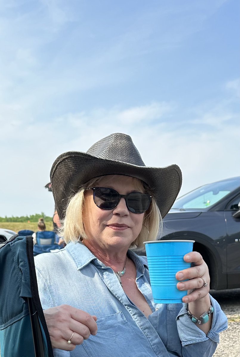 Some people get flowers for Mother’s Day. I get olive oil, good balsamic - and this year - pavilion tickets to see Dierks Bentley for my first concert of the season, which I’m using tonight!