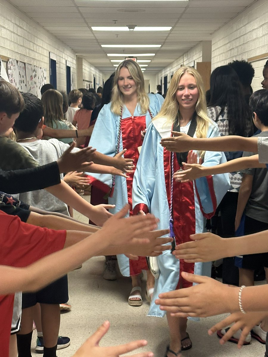 shari winston (@mrsshariwinston) on Twitter photo Graduation season is the best season! Congrats <a href="/MStatesmen/">Marshall High School</a> Class of 2023 🎓🎉 we love our <a href="/ShrevewoodES/">Shrevewood Elementary School</a> Graduation season is the best season! Congrats <a href="/MStatesmen/">Marshall High School</a> Class of 2023 🎓🎉 we love our <a href="/ShrevewoodES/">Shrevewood Elementary School</a>