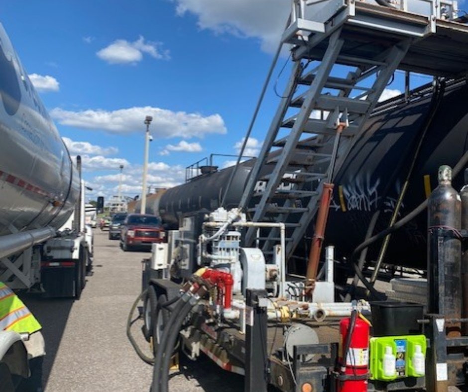 🚛 Our expanding network of bulk transload services offers flexible and efficient transferring of products across the eastern half of the US. #TransloadServices #logistics #truckingcompany