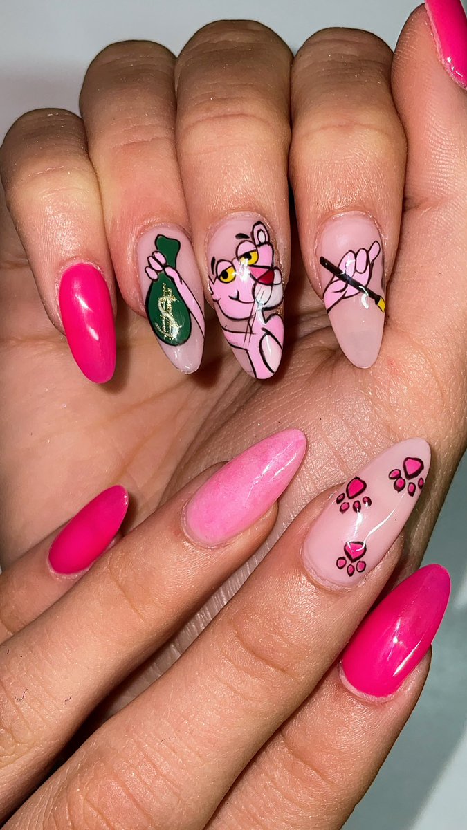 LauraAGil97's tweet photo. Día 1 Presumiendo las uñas lindas que hago 🥰 https://t.co/aB9wMgZwFj